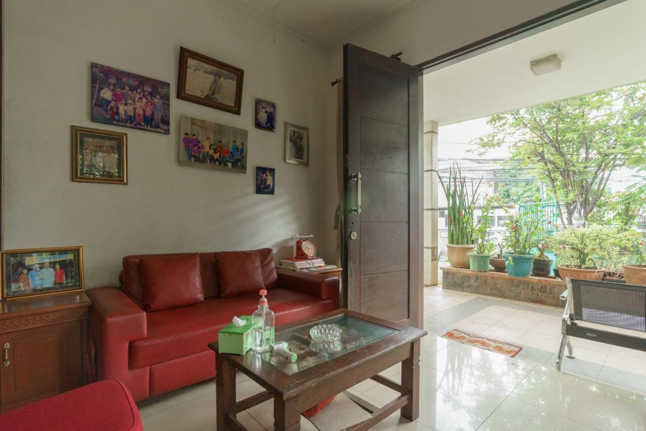 Mango Redpartner Hotel Jakarta